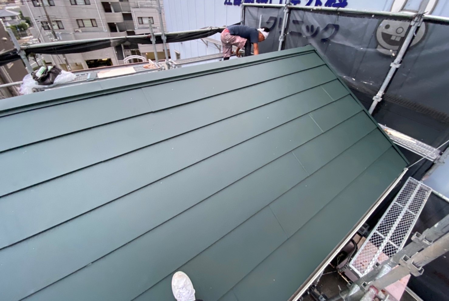 屋根カバー工法　ガルテクト屋根